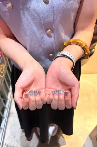 ネイル MEGUMI 🌙WOLTOKYOのネイルデザイン