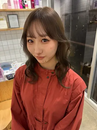 ミディアム カラー 新宿 似合わせカラー HINAのヘアスタイル