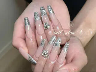ネイル E.N🦋 長さ出し/持ち込みのネイルデザイン
