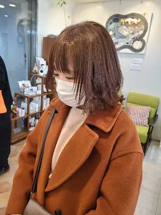 ミディアム GO TODAYシェアサロン岡山店所属・🎗️髪質改善・美髪 艶髪🥇小西邦生のヘアスタイル