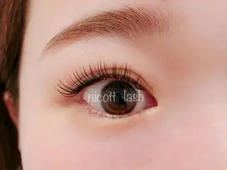 マツエク・マツパ デイジーラッシュ 大阪駅前第3ビルのマツエク・マツパデザイン