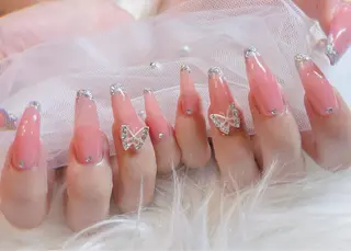 ネイル le'a-レア-【ア イ×ネイル×眉】のネイルデザイン