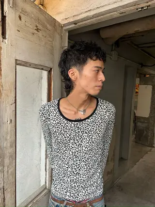 ショート カラー パーマ メンズ パーマ、髪質改善 カズマのヘアスタイル