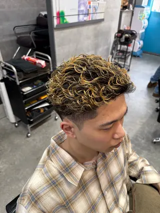 メンズ FLOPNIK所属・クニマツ クレアのヘアスタイル