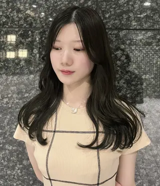 ロング カラー 顔まわり/オフィス カラー/青栁優🔆のヘアスタイル