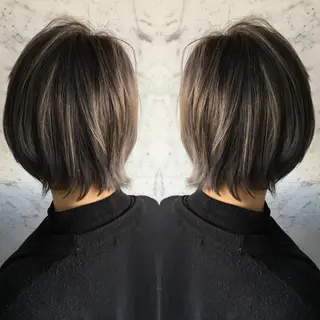 ショート カラー 寺内 紳悟のヘアスタイル