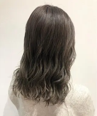 ミディアム カラー エリアマネージャー 復活の大澤竜馬のヘアスタイル