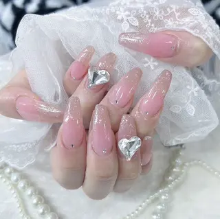 ネイル Minami 🍓のネイルデザイン