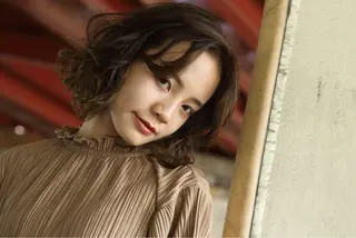 ミディアム カラー ルービック 梅田茶屋町店のヘアスタイル