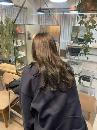 ロング カラー とば みゆうのヘアスタイル