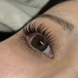 マツエク・マツパ maison eyelash byレアファースト所属・Maison /三宮 元町 /ノアのマツエク・マツパデザイン