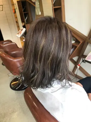 ミディアム ORO塚口店所属・新店舗ORO塚口店 駅から徒歩4分🚶のヘアスタイル