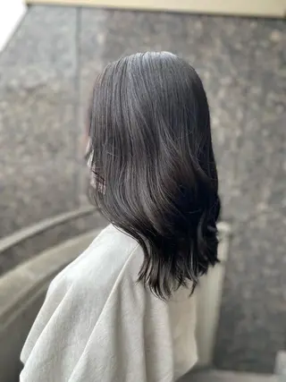 セミロング カラー ヨシダ フミノリのヘアスタイル