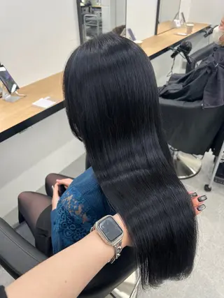 ロング カラー 暗髪🩶ラベンダー/ ブルー/ユウナ🤍のヘアスタイル