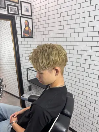 ショート カラー メンズ 戸辺 羅夢のヘアスタイル