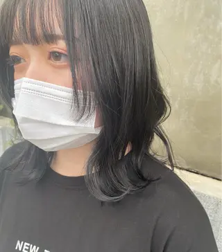 ミディアム カラー 🕶️佐藤 海李🐏のヘアスタイル