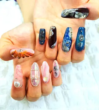 ネイル 河野ちえ (雑誌掲載サロン)のネイルデザイン