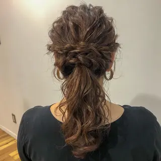 セミロング ヘアアレンジ 尾籠 美幸 (オゴモリ ミユキ)のヘアスタイル