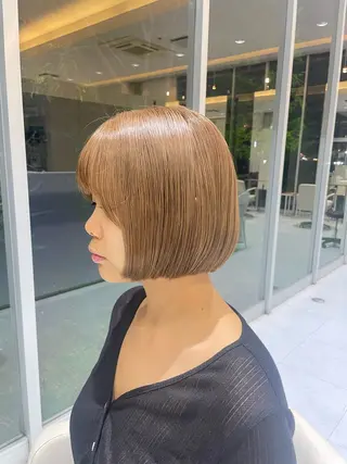 ミディアム 佐々木 麻衣のヘアスタイル