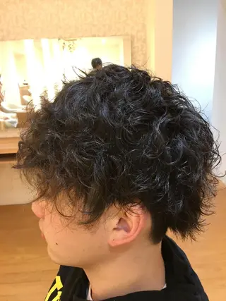 ショート パーマ メンズ メンズカット 三村洸斗のヘアスタイル