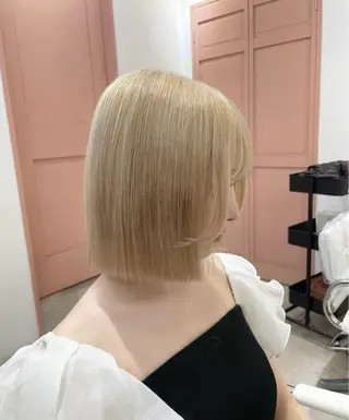 ショート カラー ワンホンレイヤー 福岡天神RAIRAのヘアスタイル