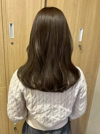 セミロング LOREN＋透明感 オリーブhirokoのヘアスタイル