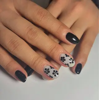 ネイル 本多 菜月のネイルデザイン