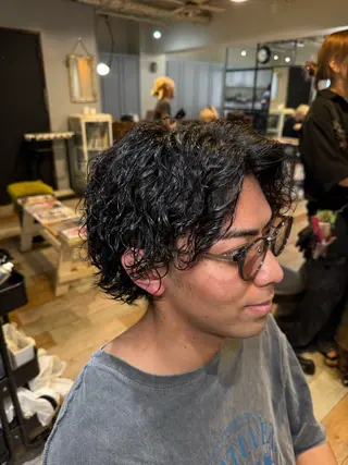 ショート パーマ メンズ メンズカット/パーマ 艶カラーTAIGA︎のヘアスタイル