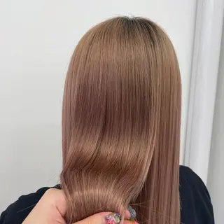 ロング おくだ　りお /ハイトーンカラーのヘアスタイル
