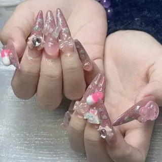 ネイル Hitomi Nail salonのネイルデザイン