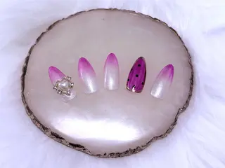 ネイル Nailsalon Dahliaのネイルデザイン