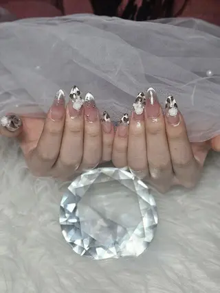 ネイル lisse所属・京免 もものネイルデザイン