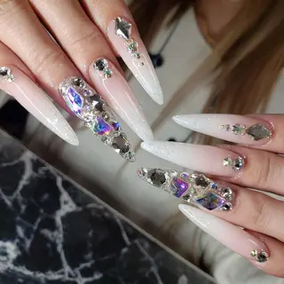 ロング クロキ 。のネイルデザイン