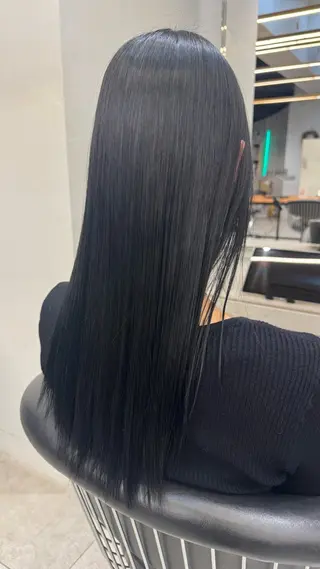 ロング sweetroom平塚所属・⭐️縮毛矯正 氷室翔也カラー⭐️のヘアスタイル