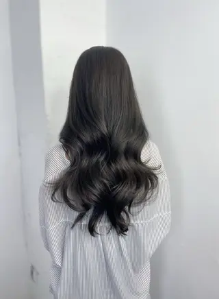 ロング MINAMO 韓国レイヤーのヘアスタイル