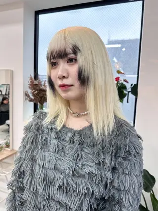 セミロング カラー ヘアアレンジ 𝐠𝐢𝐫𝐥𝐲 𝐦𝐨𝐝𝐞🖤のヘアスタイル