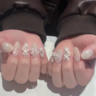 ネイル 高橋 麻里子のネイルデザイン