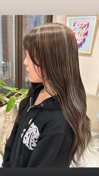 カラー ａｉｋａ🐩 /艶カラー/レイヤーのヘアスタイル