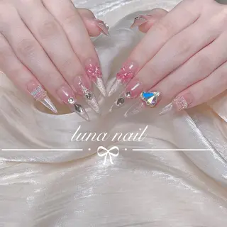 ネイル luna nail ＆eyelashのネイルデザイン