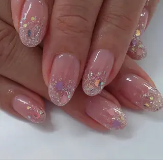 ネイル ダンビーニャム サロールのネイルデザイン