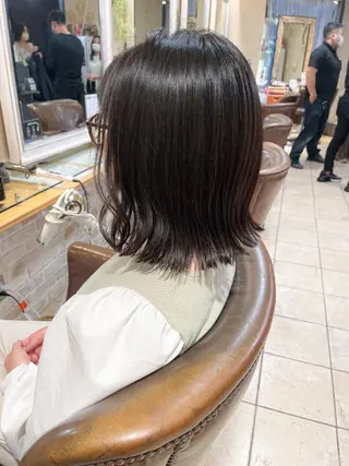 ミディアム 切りっぱなしボブ ソノキユウカのヘアスタイル