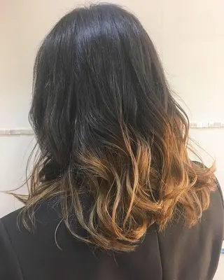 セミロング カラー ヘアアレンジ Min Te Lash 石澤のマツエク・マツパデザイン