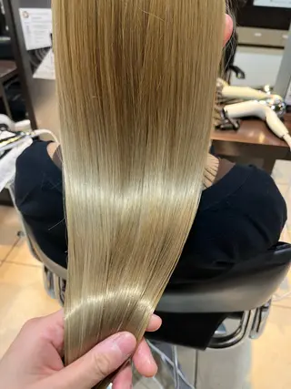 hair and beauty QUATRO 赤塚店所属・QUATROカラー 予約‪のヘアスタイル