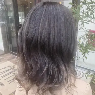 ミディアム EARTH長岡 🌼渡辺まい🌼のヘアスタイル