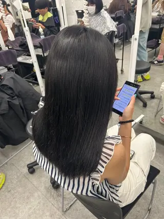 ロング カラー 海外風ブリーチなし 🫒Rion🫒🩶のヘアスタイル