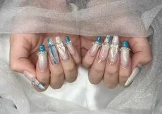 ネイル Roi〈ロワ〉 Minakoのネイルデザイン