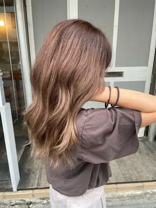 セミロング カラー miloc那覇 MIKUのヘアスタイル