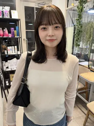 ミディアム カラー ナチュラルなヘア /ヨシダトモキのヘアスタイル