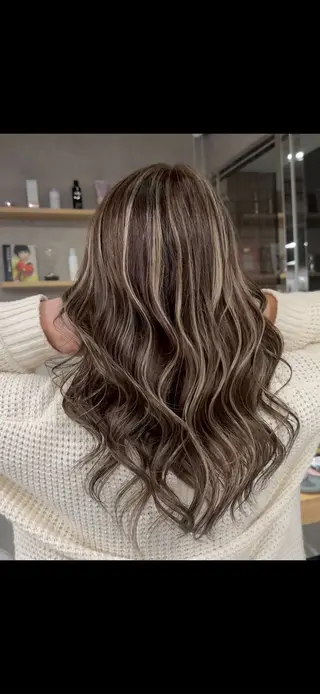 ロング REDEAL ope.所属・KAIRI/大宮/ メンズバレイヤージュのヘアスタイル