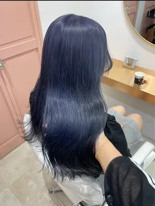 ロング カラー ワンホンレイヤー 福岡天神RAIRAのヘアスタイル